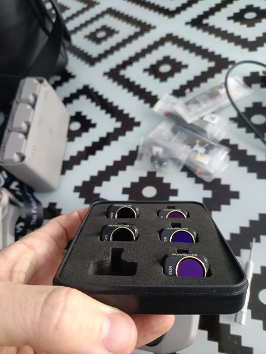 Dron DJI mini 2 Fly More Combo