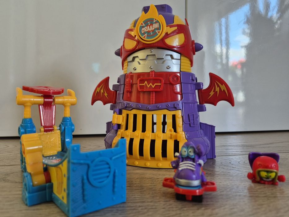 Super Zings Adventure Power Tower Assault
