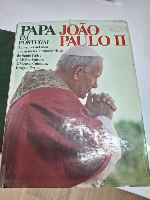 Livro Papa João Paulo II em Portugal