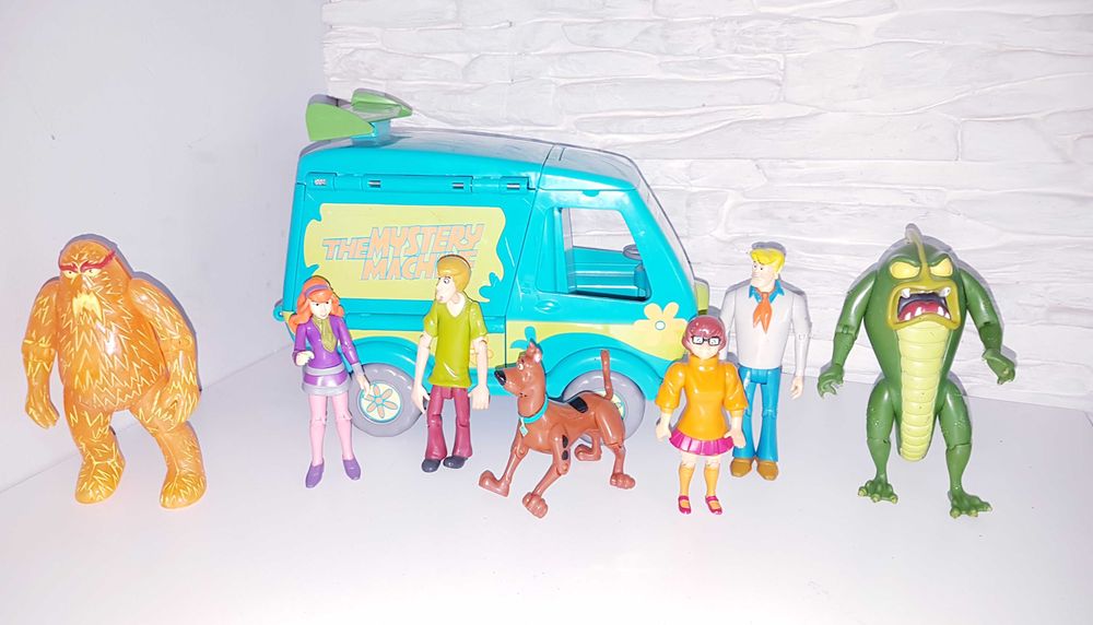 SCOOBY DOO samochód _ FIGURKI FIGURKA pojazd auto Mystery Machine
