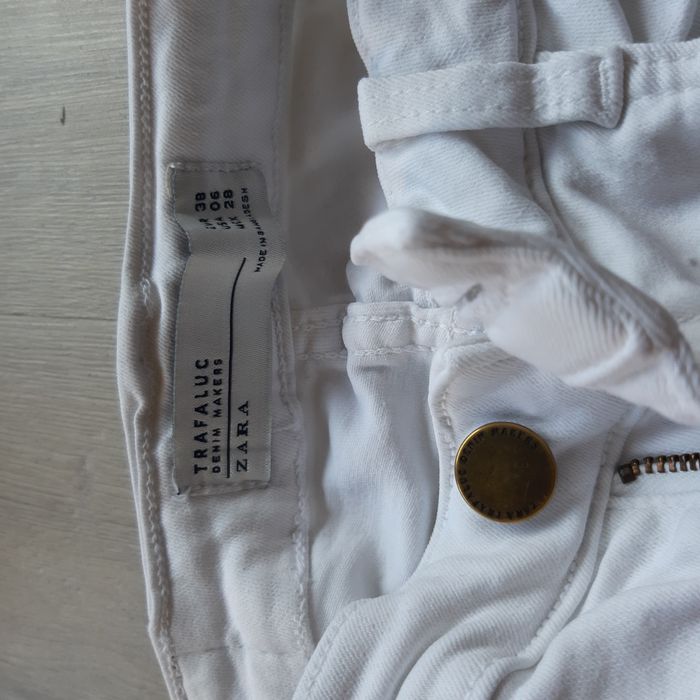 Białe jeansy ZARA xs/s spodnie dziury destroyed drugie GRATIS