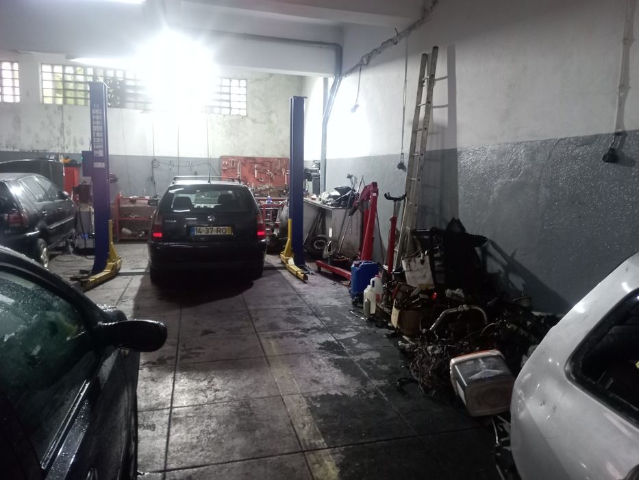 Trespassa Oficina Auto no centro da cidade São João da Madeira