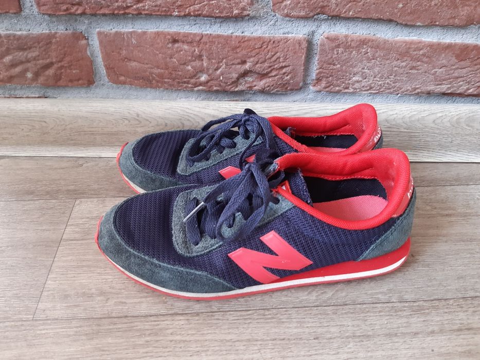 New Balance model 410 granatowo malinowo szare buty sportowe trampki
