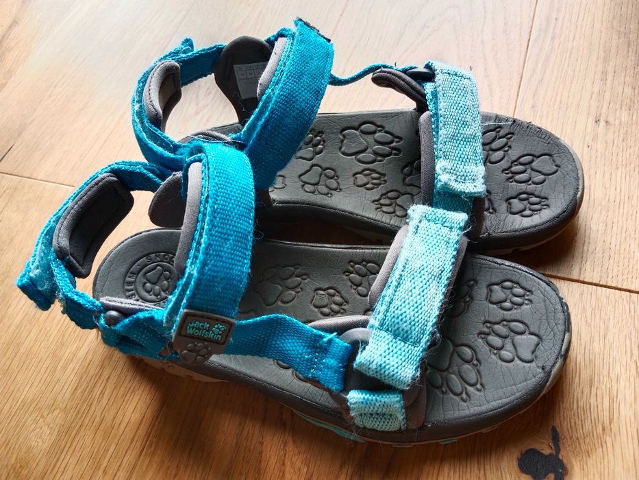 Niebieskie sandały na rzepy Jack Wolfskin rozm. 32
