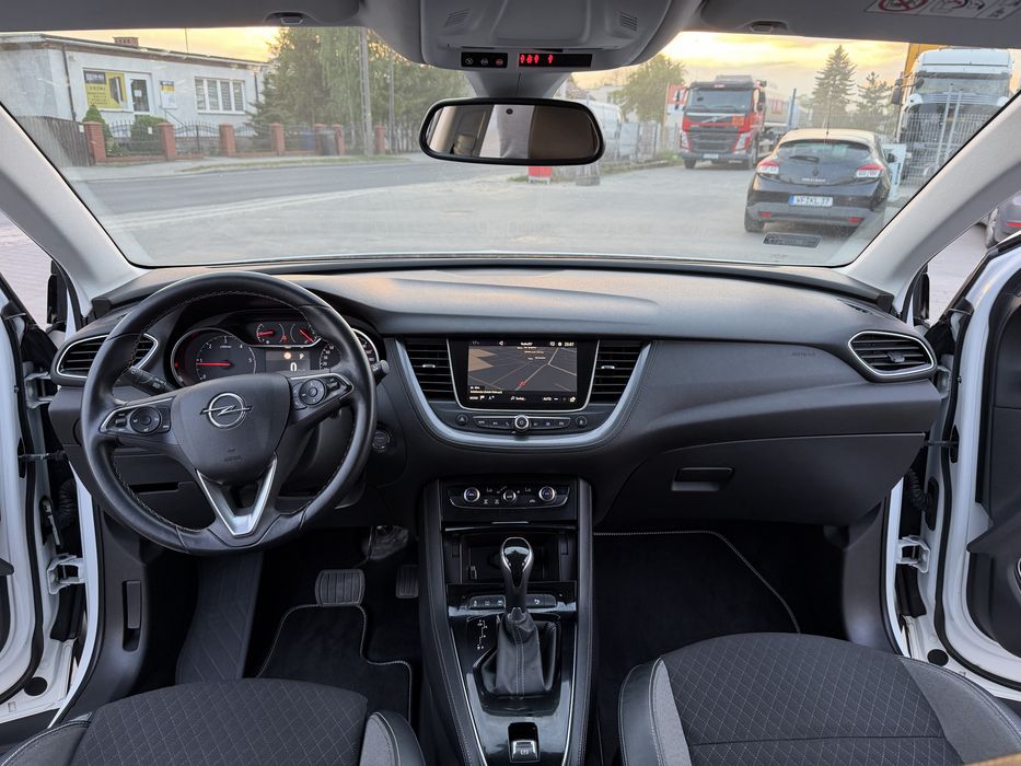 Opel Grandland 1.6 D  Navi Led Alu Pdc  Opłacony! 176 tkm!