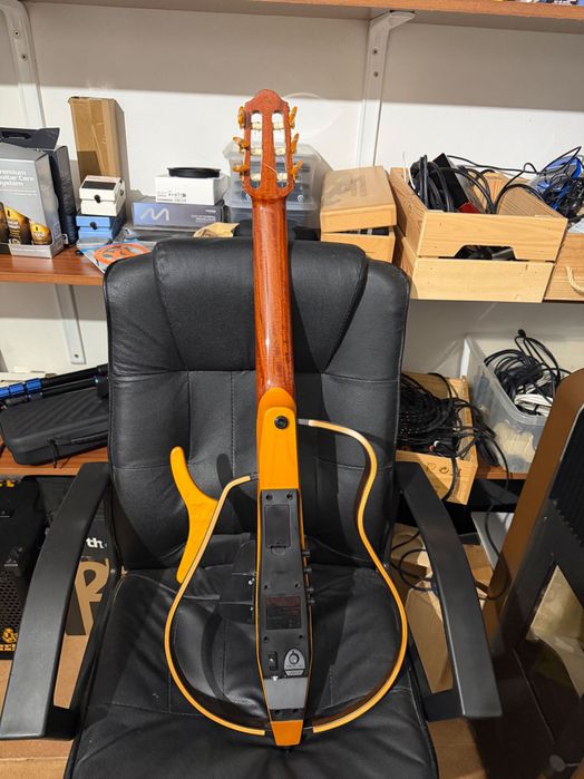 Yamaha Silent nylon slg130nw