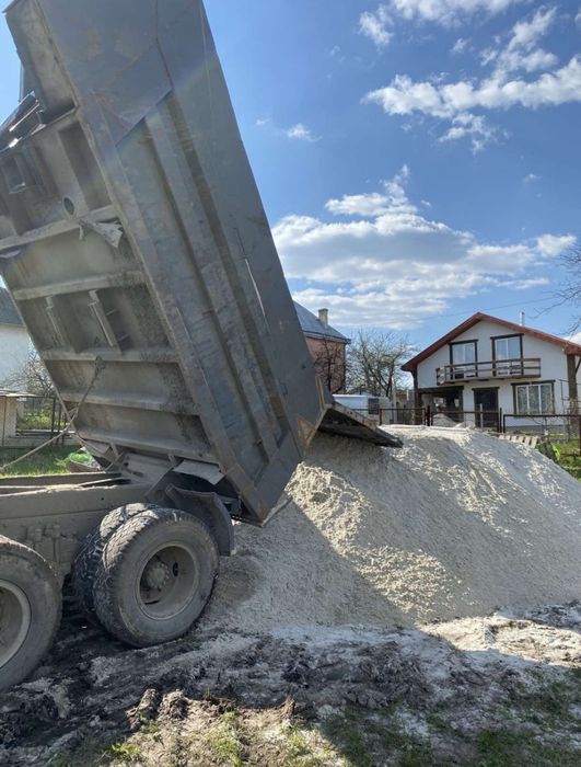 Доставка Пісок білий ,зелений , об'єм до 14 кубі