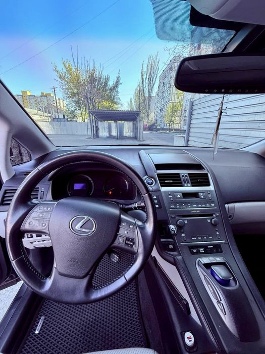Продам Lexus hs250h гібрид
