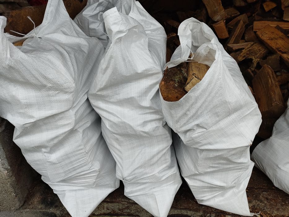 Sacos lenha 35 a 40 kg