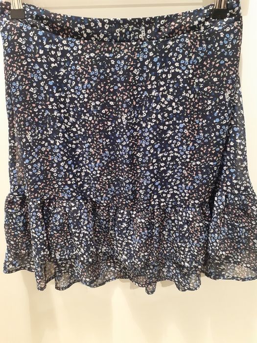 Spódnica w kwiaty