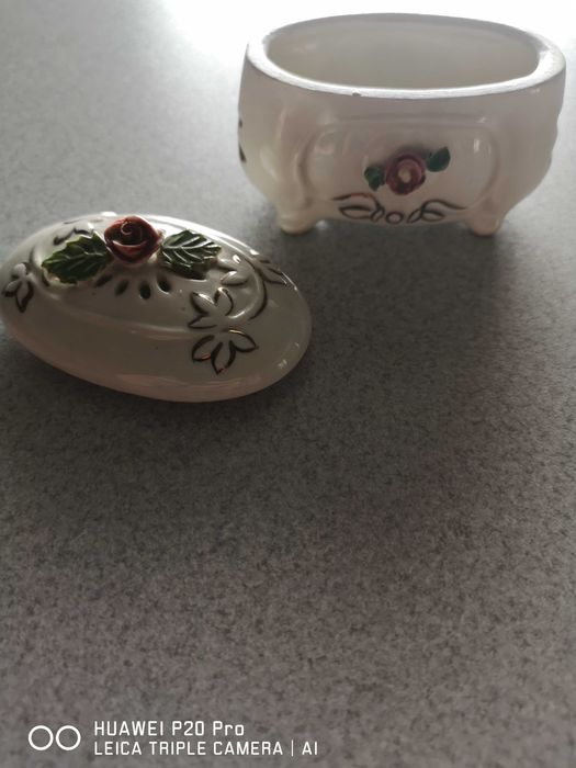 Szkatułka Pojemnik ceramiczny na biżuterię bibeloty