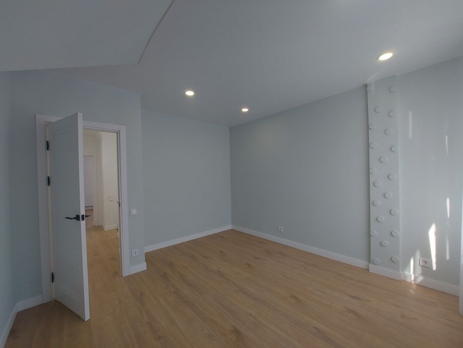 Дуплекс з розкішним новим ремонтом в Лісовій Бучі.