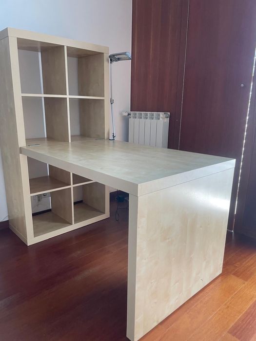 Secretaria de madeira