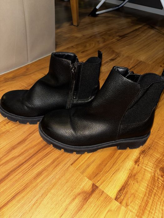 Czarne botki George