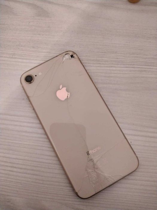 iPhone 8 64gb 100% kondycji