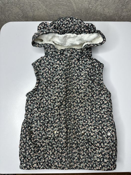 Жилетка від H&M 116