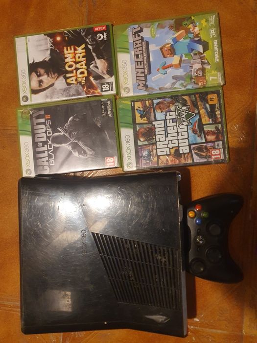 Xbox 360 com 4 jogos, gta 5!