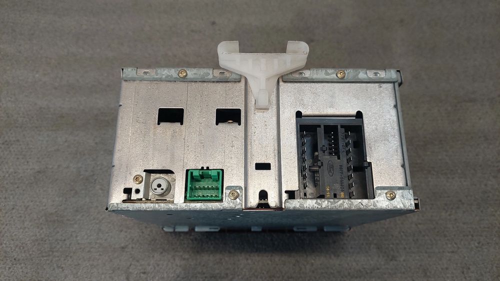 Rádio / auto-rádio FORD Fiesta IV (JA_, JB_)