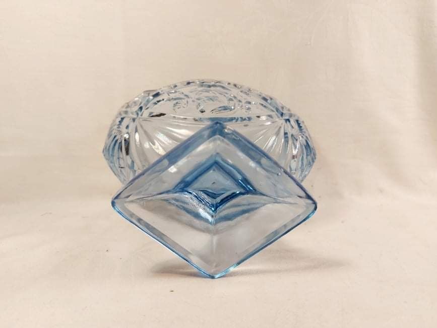 Żardiniera z różą, huta Ząbkowice.