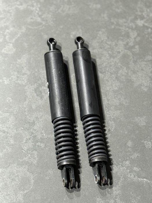 BMW E39 турінг універсал амартизатори лляди кришки багажника Пружини