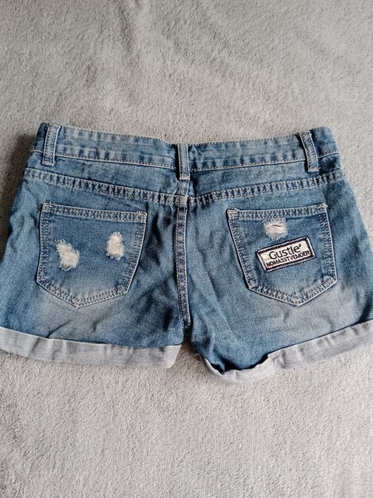 Продам шорты джинсовые