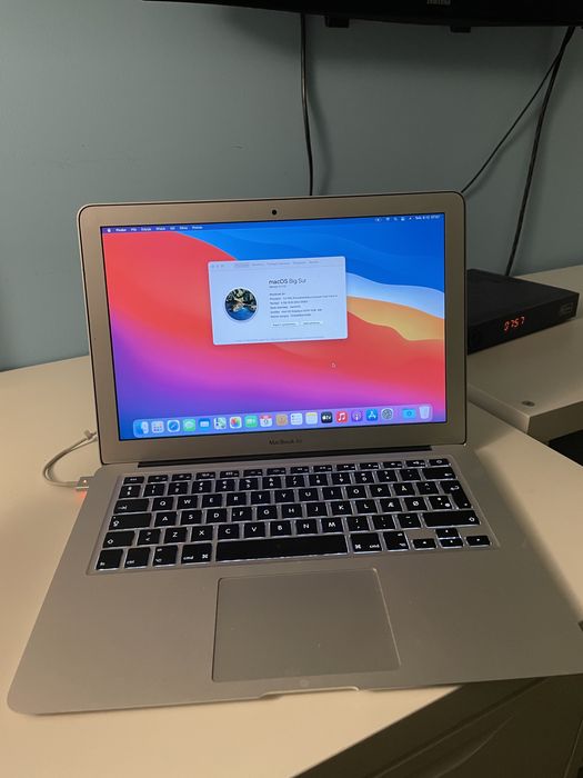 MacBook Air 13 2014 rok, i5, 4gb ram