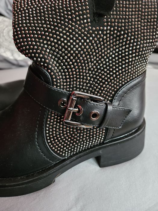 Buty kozaczki z cyrkoniami