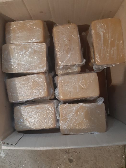 Продається гарматне  (пушечне) сало 700грам ціна  за штуку.