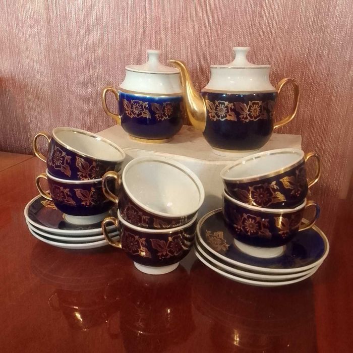 Сервіз чайний у чудовому стані