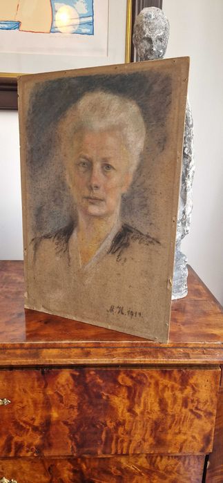 Przedwojenny portret obraz pastel aukcyjny sygnowany M.H. 1914 antyk