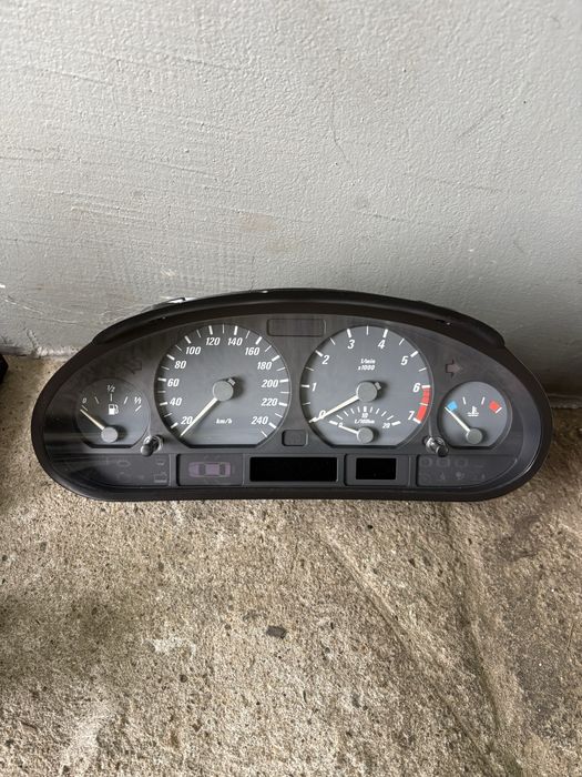 Licznik zegary bmw e46 coupe cabrio benzyna europa