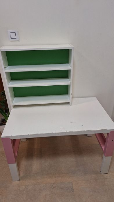 Biurko Ikea Pahl z nadstawką
