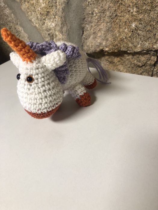 Unicornio de croché. Feito à mão.