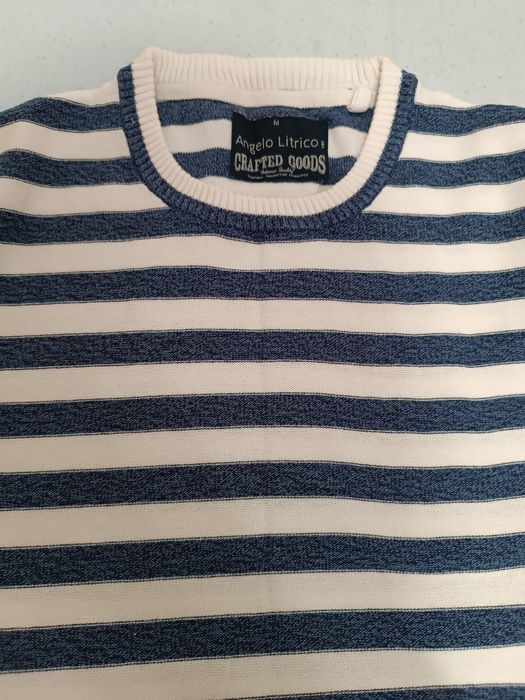 Bluza męska 
Długość całkowita od szyji 52 cm
Szerokość w pachach 50
D