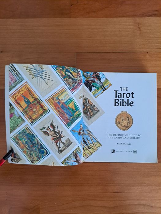 The tarot bible - Sarah Bartlett