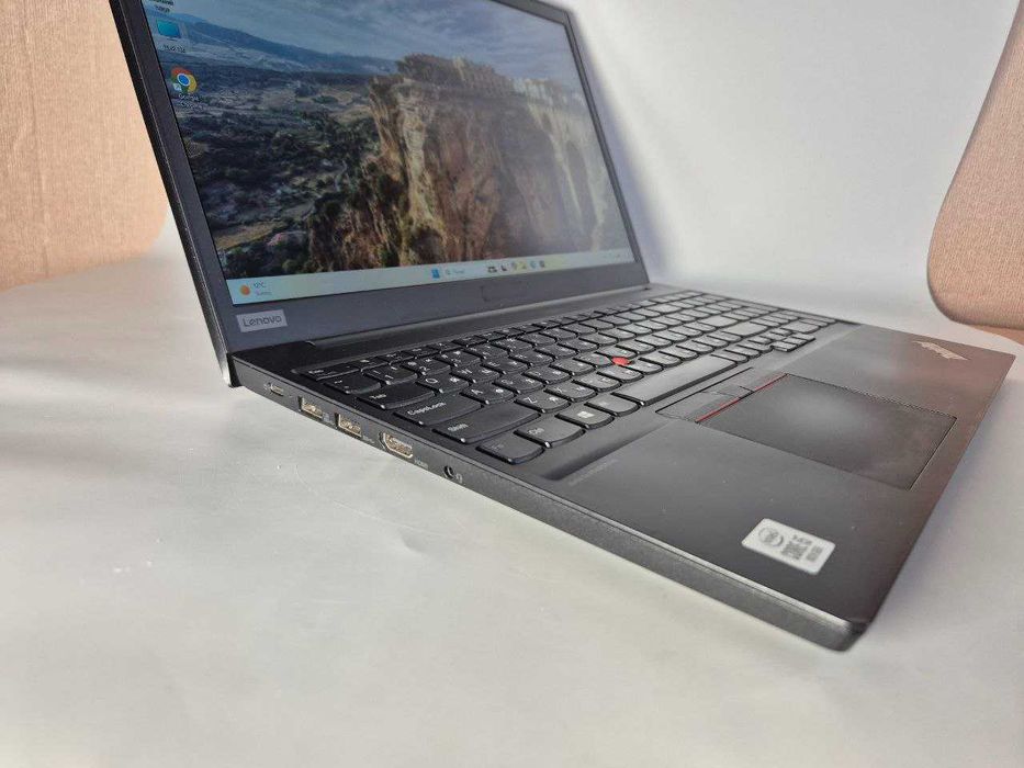 Lenovo E15 15,6 IPS Intel i5-10210U, 8 GB ОЗУ, SSD 128 GB+ 1 Tb