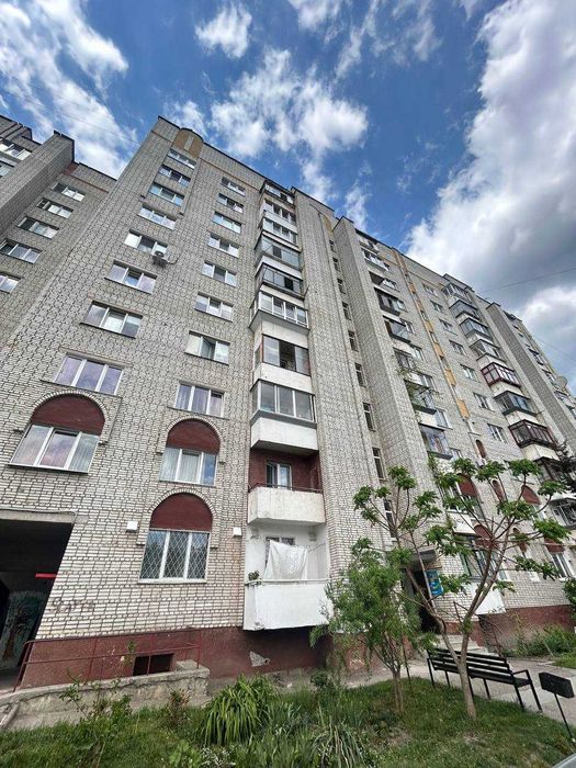 Продаж 2 кімнати 51 м2, вул. Керамічна (Княгині Ольги) цегляний будинок (чешка)