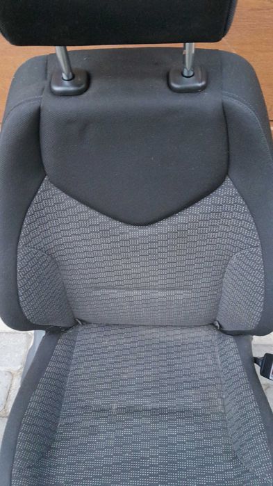 Fotel prawy przedni przód pasażera Peugeot 308 T7 isofix 5d kombi SW