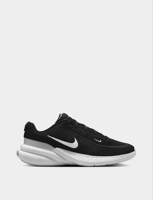 Кросівки Nike Uplift SC