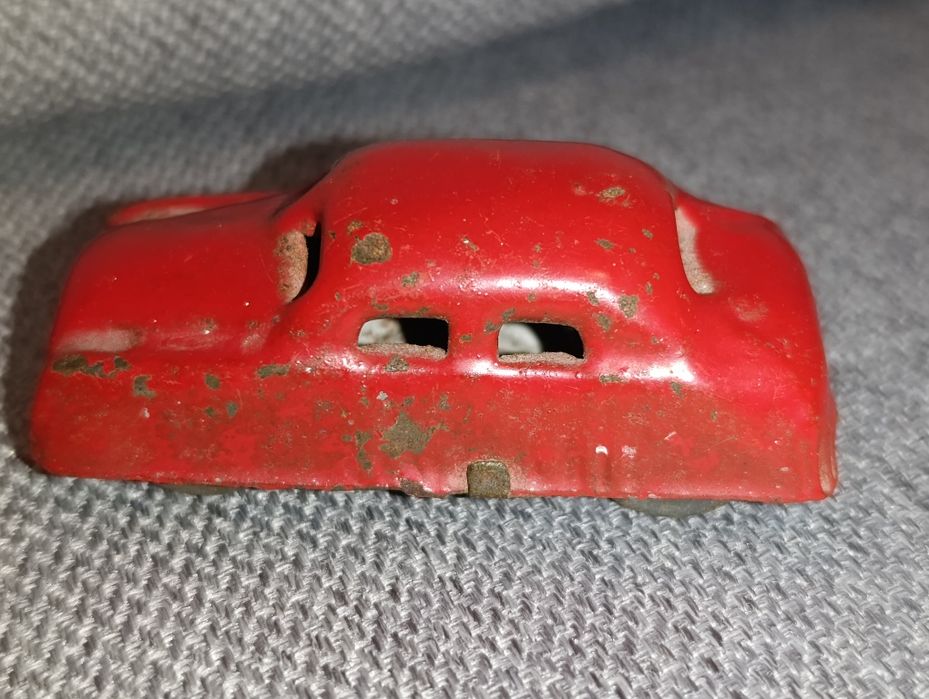 Carro em Chapa Pulga AML de 1950