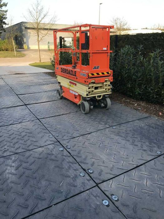 Maty z tworzywa, płyty drogowe 240 x 120 cm, droga tymczasowa, parking