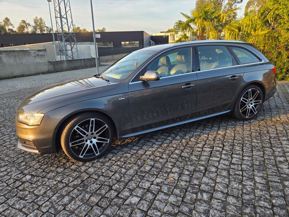 Audi A4 sline impecável, para quem gosta de conforto e segurança