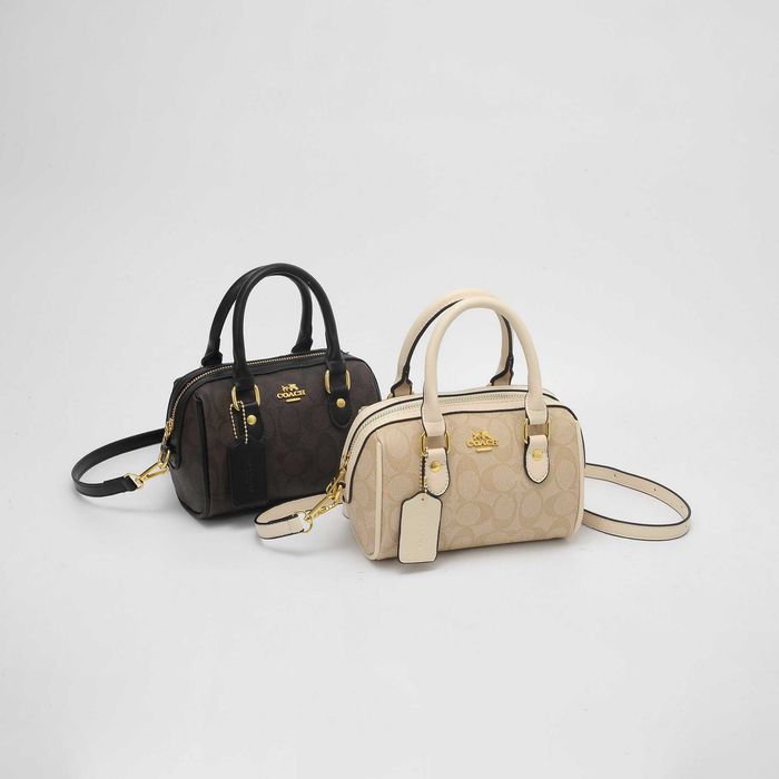 Жіноча сумка COACH Mini Rowan Crossbody In Signature / Сумка Коач крос боді з ремінцем бежева/ жіноча сумочка Коуч