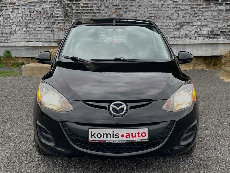 Продам Mazda 2 2013. Можна в розстрочку, під викуп.