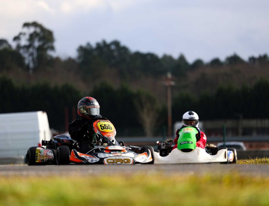 Kart com motor 420cc 4T