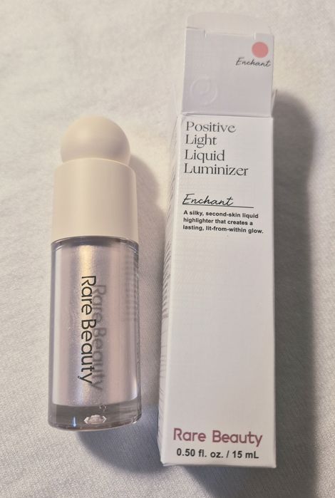 Rare Beauty Positive Light Liquid Luminizer New Rozświetlacz w Płynie