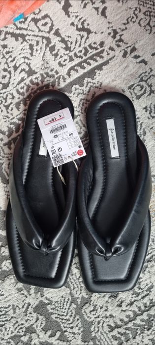 Вьетнамский шлепки Stradivarius