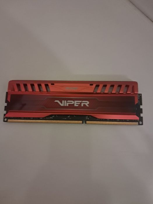 Оперативная память  2шт по4гб