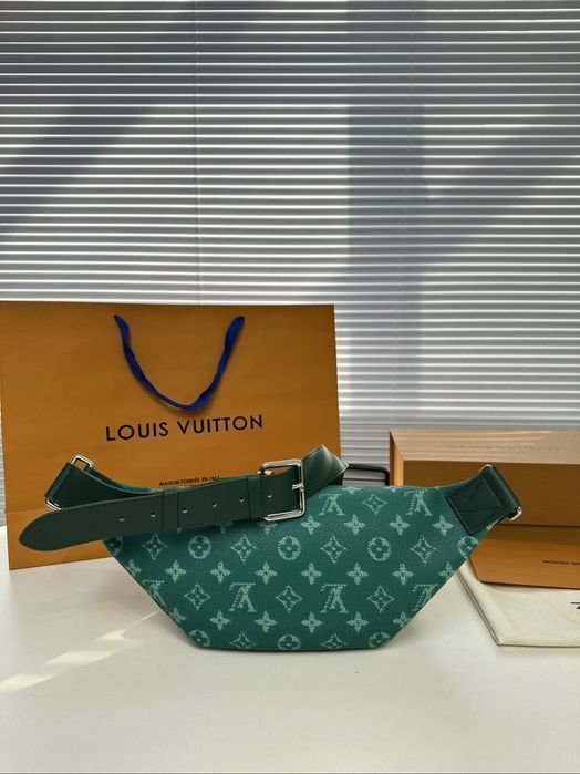 Louis Vuitton Rush сумка бананка мужская зеленая