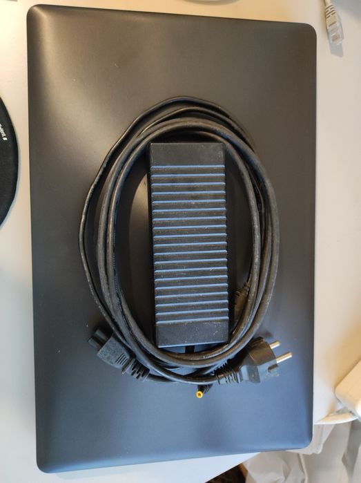 Portátil K750JB i7 17,3''